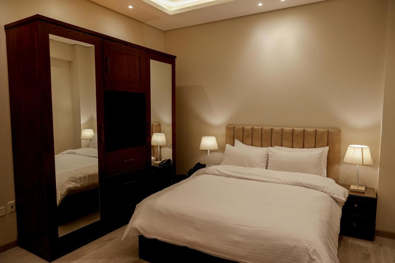 Apartment M New - Families Only Cairo